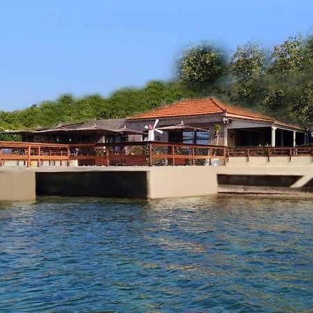 Stone Villa Inside Sea- Kids'Land Platanidia Bagian luar foto
