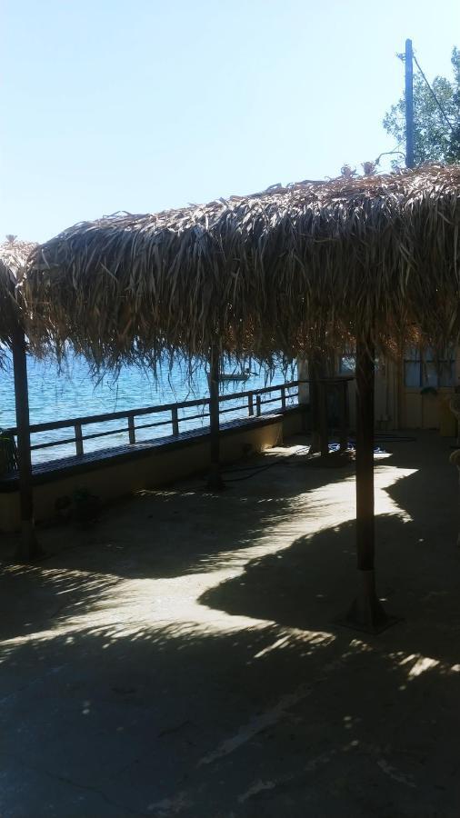 Stone Villa Inside Sea- Kids'Land Platanidia Bagian luar foto