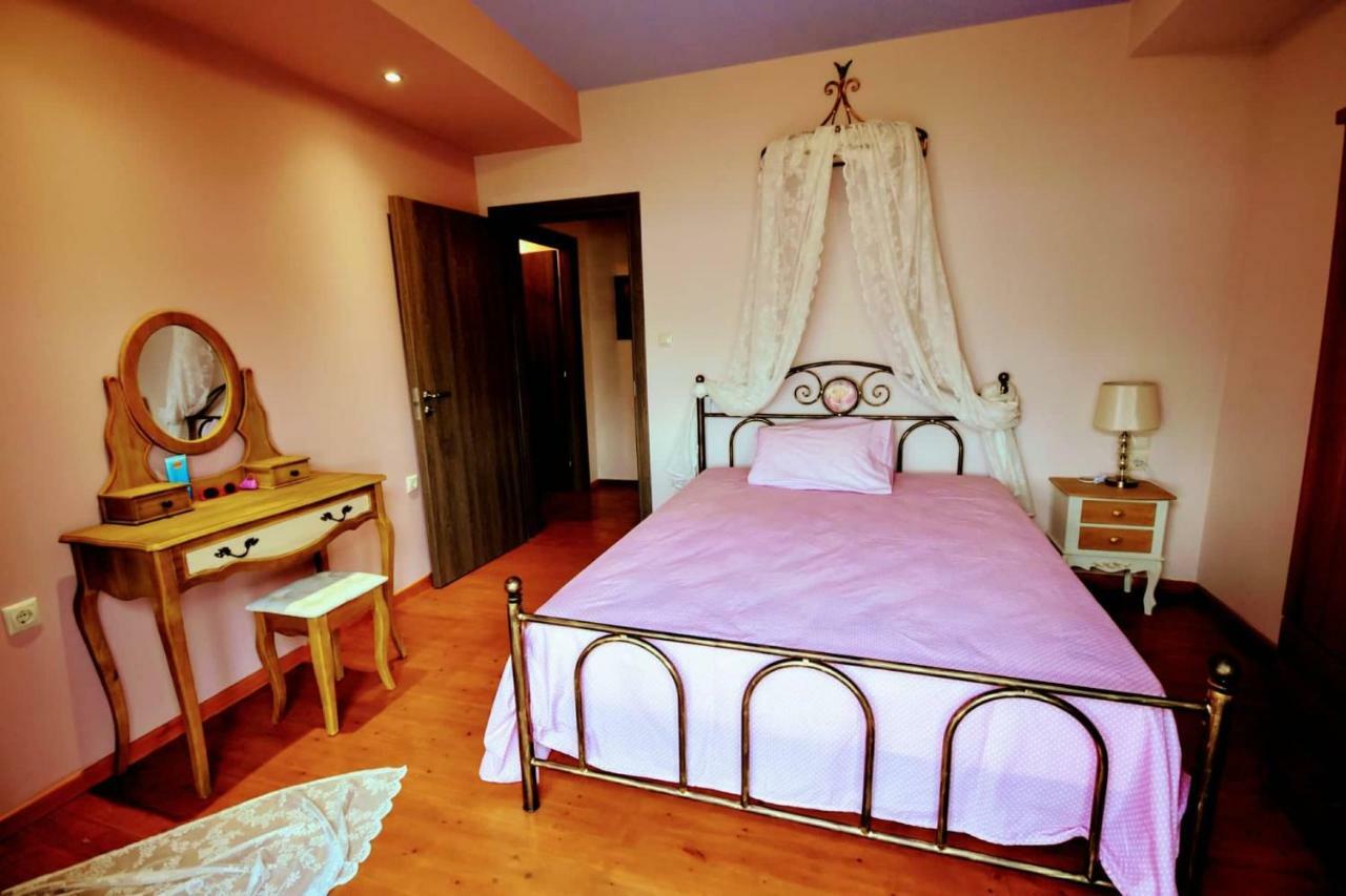 Stone Villa Inside Sea- Kids'Land Platanidia Bagian luar foto