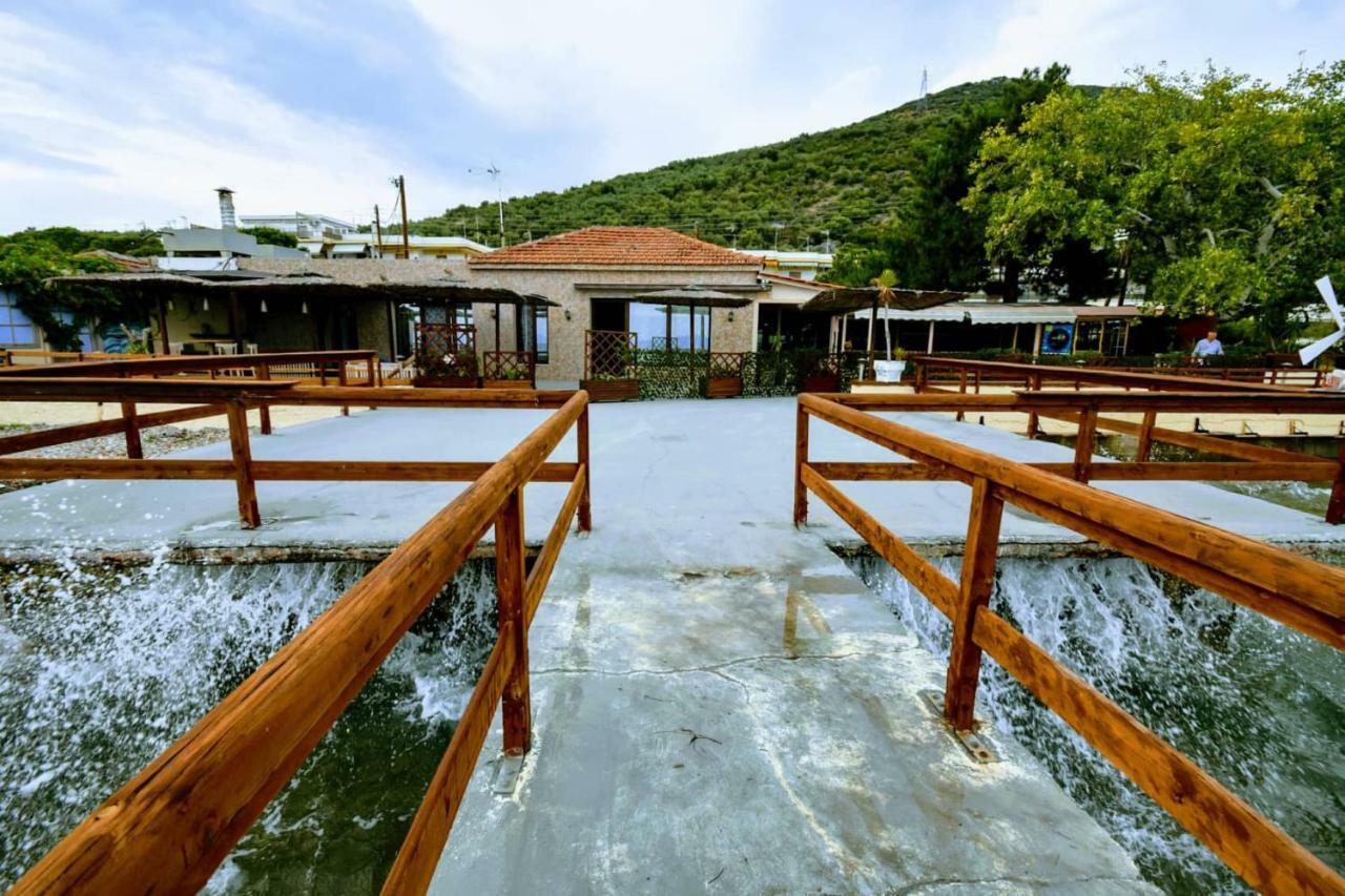 Stone Villa Inside Sea- Kids'Land Platanidia Bagian luar foto
